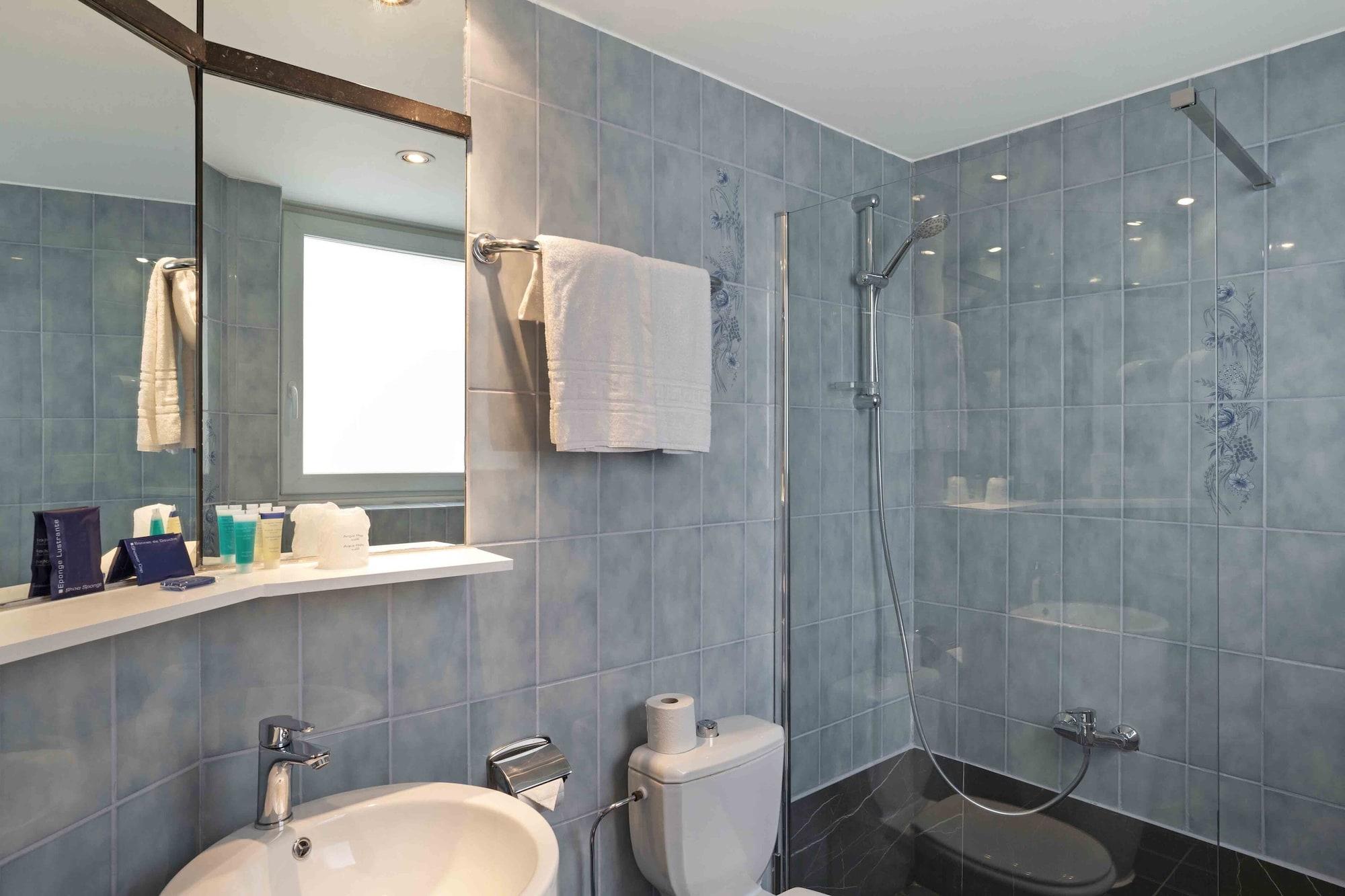 Hotel Argus By Happyculture Saint-Gilles Bagian luar foto