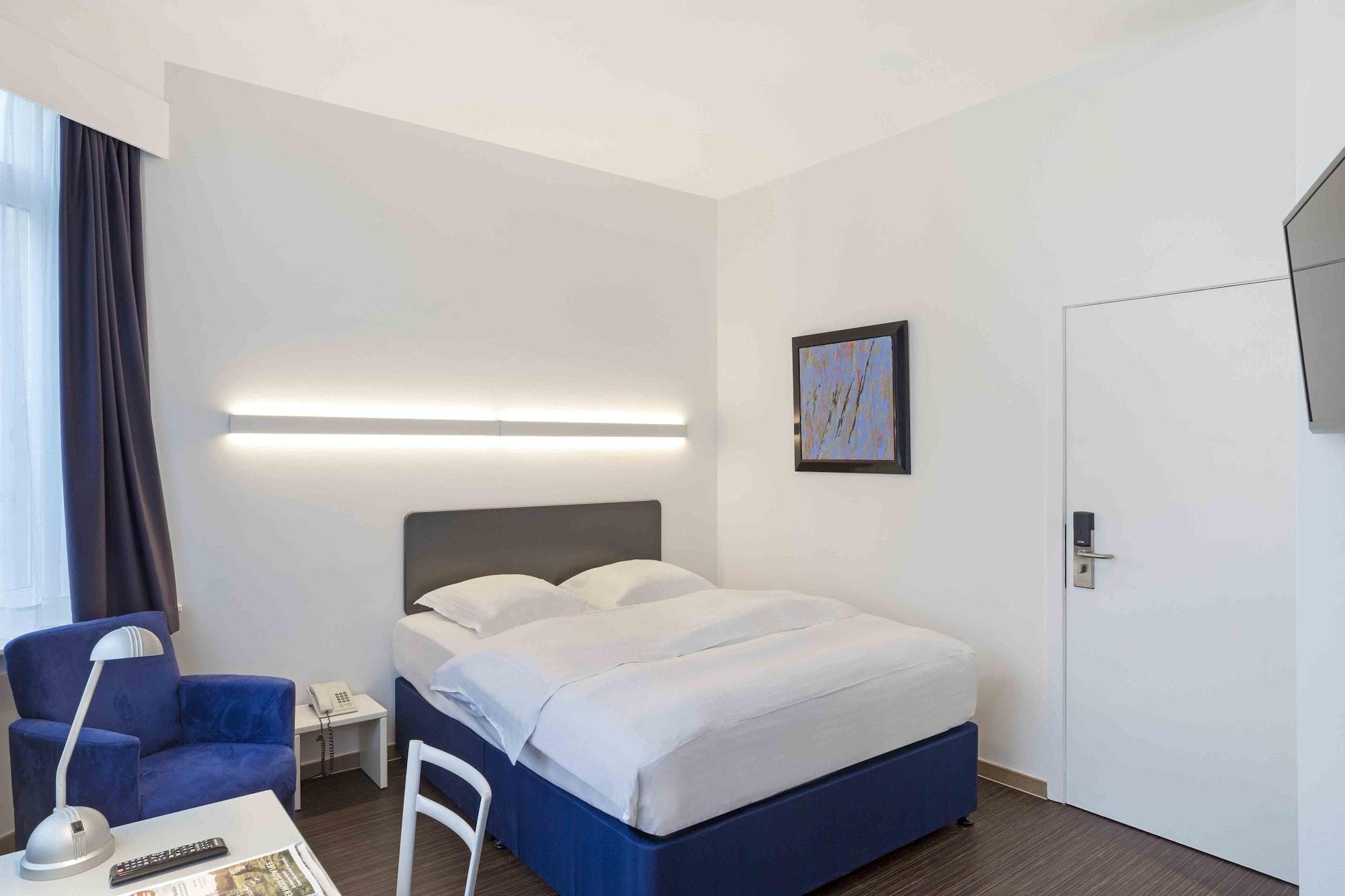 Hotel Argus By Happyculture Saint-Gilles Bagian luar foto