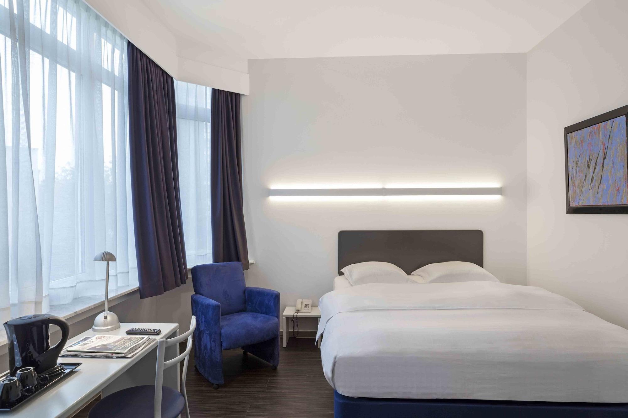 Hotel Argus By Happyculture Saint-Gilles Bagian luar foto