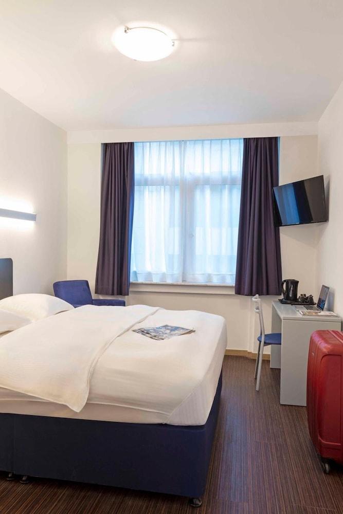 Hotel Argus By Happyculture Saint-Gilles Bagian luar foto