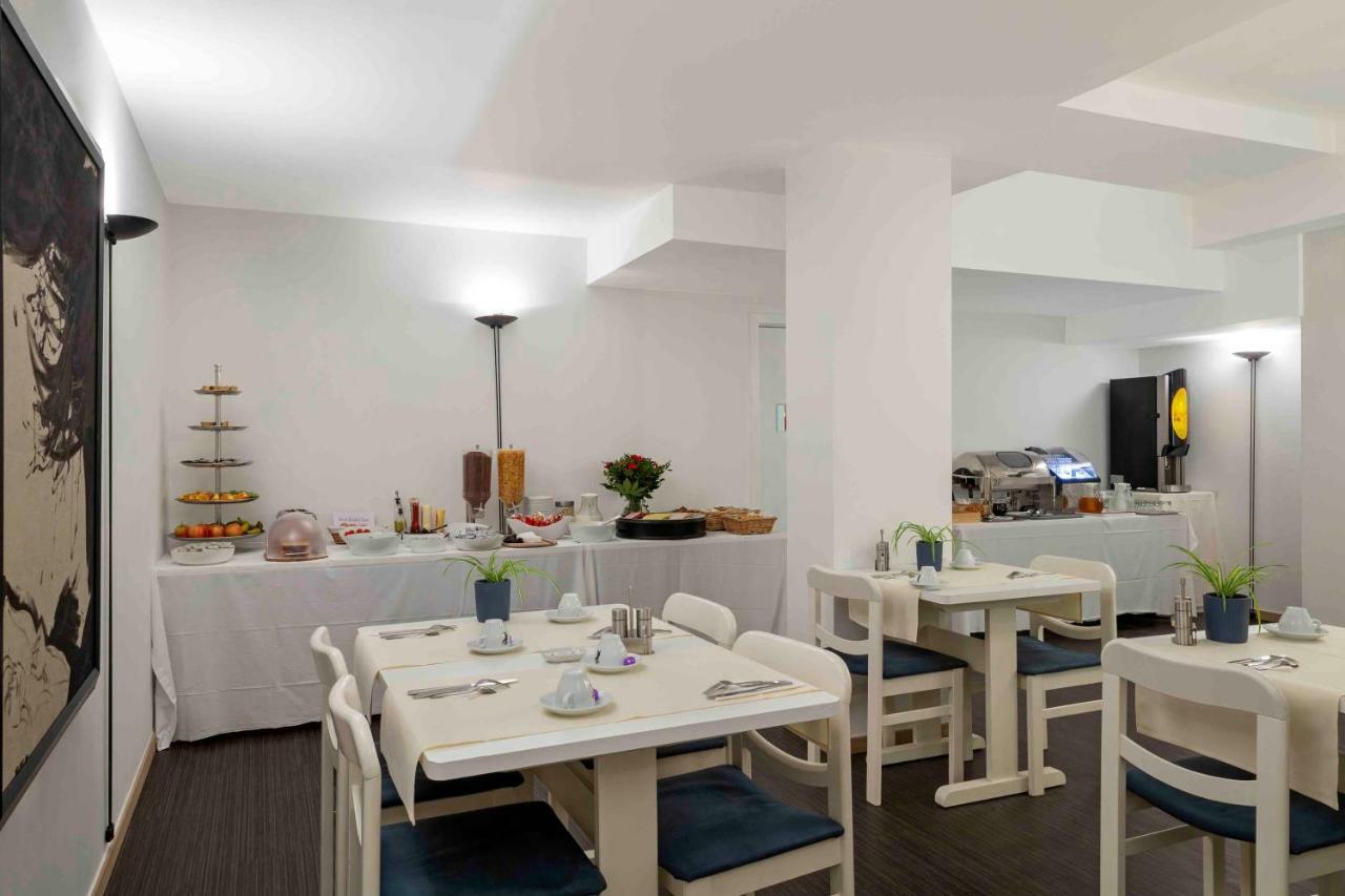 Hotel Argus By Happyculture Saint-Gilles Bagian luar foto